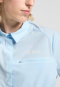 Jack Wolfskin VANDRA SS - Camicia - ice blue