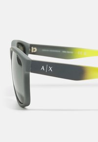 Armani Exchange Aurinkolasit - matte grey