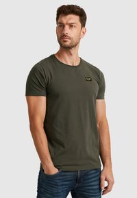 Unselected, dark green
