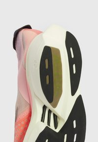 adidas Performance ADIZERO ADIOS PRO 3 - Hardloopschoenen voor op de weg - pink spark/aurora met/sandy pink
