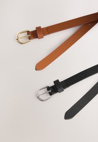 Non sélectionné, black tan