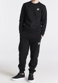 SIKSILK Sudadera - black