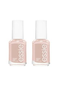 Deux flacons de vernis à ongles Essie, avec une base en verre transparent et des bouchons cylindriques blancs. Le vernis est d'une couleur rose pâle.