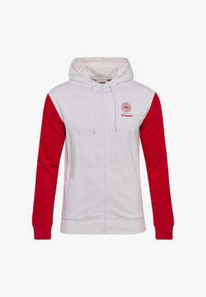 Witte hoodie met rits, rode mouwen, voorzakken, capuchon met trekkoord en rode DBU- en hummel-logo's op de borst.