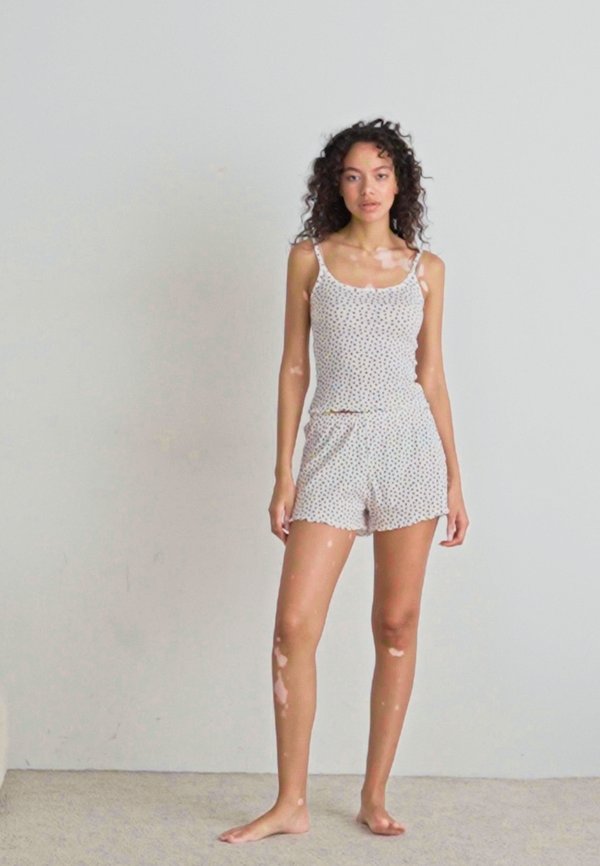 SHORTS AOP POINTELLE - Pyjama bottoms4