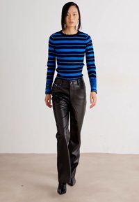 DKNY BOREUM PANTS - Nadrágok - black