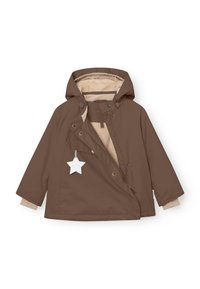 Veste extérieure marron avec un intérieur beige, capuche amovible, fermeture par pression et zip, et étiquette en forme d'étoile. Texturé lisse, design décontracté.