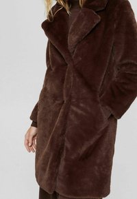 Esprit Collection Vinterfrakke - dark brown