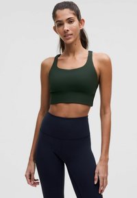 Nevybráno, rainforest green-