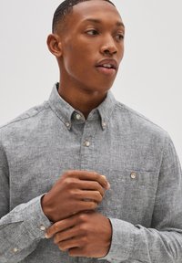 Next LINEN BLEND ROLL SLEEVE SHIRT - Marškiniai - dark blue