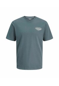 Graues Baumwoll-T-Shirt mit Rundhalsausschnitt, kurzen Ärmeln und einem aufgedruckten Logo auf der linken Brust. Einfaches, lässiges Design mit weicher Textur.