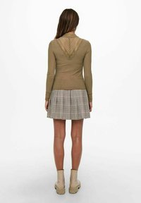 ONLY ONLTILDE HIGH NECK - Tops ar garām piedurknēm - beige  beige