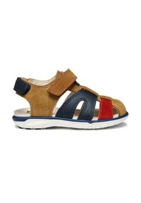 Hnědé a námořnické kožené sandály s červenými a béžovými akcenty, otevřený design, suchý zip, texturovaný povrch a bílá gumová podrážka.