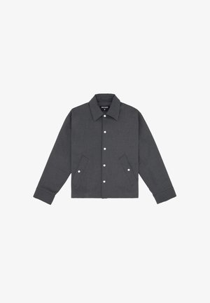 Veste en mélange de laine grise avec un col pointu, des boutons-pression, deux poches avant et un logo brodé discret sur la poitrine.