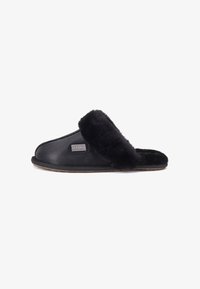 Pantofole donna in vitello nero con morsetto oro Pantofole donna in vitello nero con morsetto oro