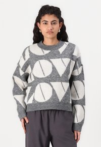 Vero Moda VMLOVE O NECK PULLOVER - Maglione - medium grey melange/birch solid