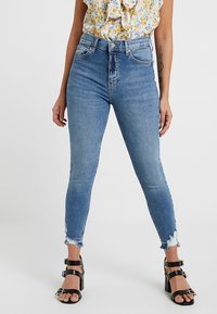 Topshop Petite Vaqueros pitillo - blue denim