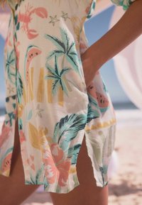 Next COVER-UP REGULAR FIT - Pludmales piederums - aqua white pink