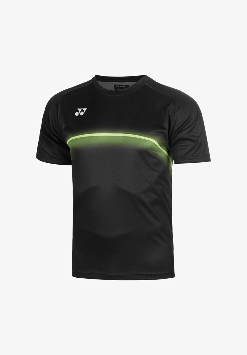 Schwarzes Sportshirt mit kurzen Ärmeln, neon-grünem, geschwungenem Streifen über der Brust und weißem Yonex-Logo auf der linken oberen Seite.