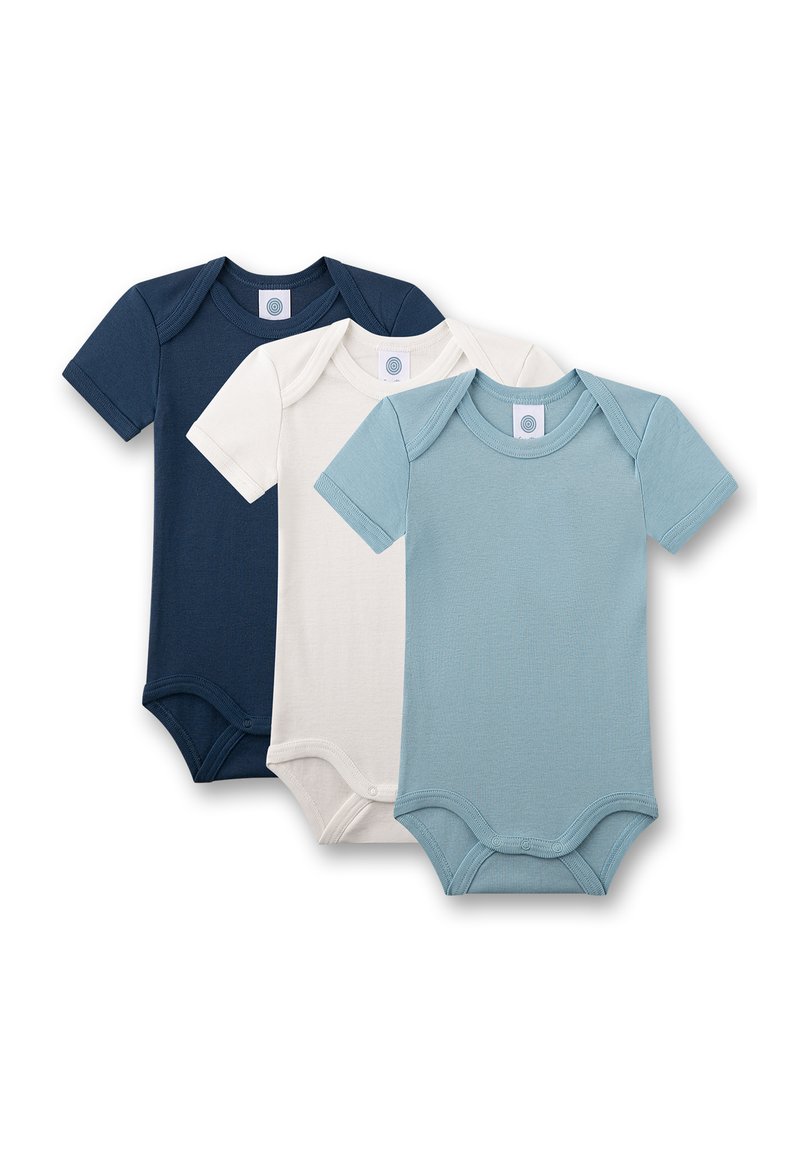 Drei Kurzarm-Bodyshirts in Marineblau, Weiß und Hellblau. Hergestellt aus Baumwolle, verfügen sie über Druckknopfverschlüsse und eine glatte Textur.