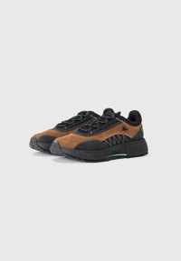Lacoste Tossud - dark brown/black
