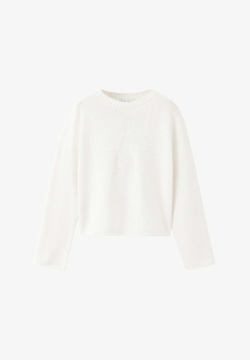 Pull blanc à manches longues avec un motif d'étoiles subtil tricoté sur le devant et un col rond.