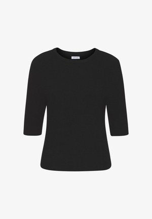 Top negro ajustado hecho de tela suave, con escote redondo y mangas de tres cuartos. Diseño simple y clásico, sin patrones ni adornos.