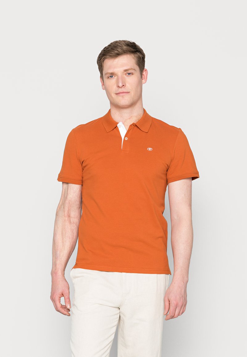 TOM TAILOR BASIC - Polo - dry acorn brown