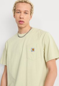 Carhartt WIP POCKET - T-shirts - beryl