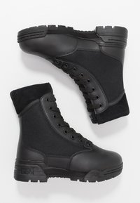 Magnum Boots Šněrovací kotníkové boty - black