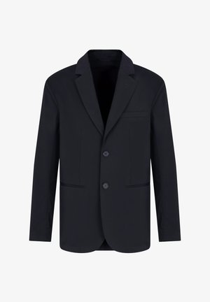 Blazer navy realizzato in tessuto con texture liscia, caratterizzato da un colletto a rever, due bottoni e tasche frontali con cuciture sottili.