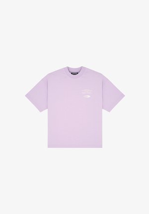 Lila katoenen T-shirt met een losse pasvorm, korte mouwen en ronde halslijn. Voorzien van witte bedrukte tekst op de borst voor extra detail.