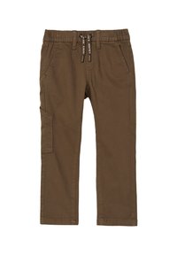 Bruine kinder cargo broek met elastische tailleband, zwarte trekkoord met witte tekst, zijzak en voorzakken met split.