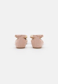 Anna Field Bailarinas con hebilla - light pink