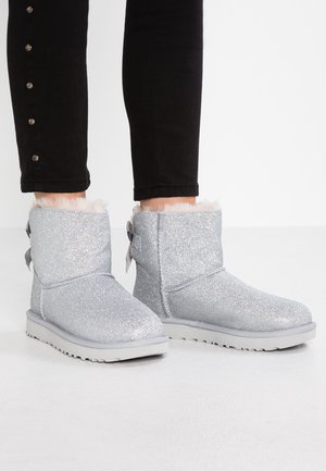 Klassiset nilkkurit - silver-coloured