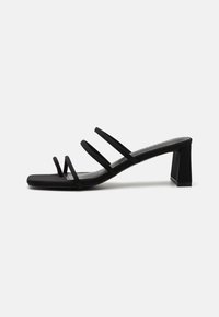 MAISEY - Pantolette hoch - black