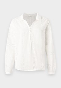 Selected, cloud dancer