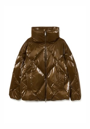 Giacca a vento marrone con finitura lucida, dotata di alto colletto, chiusura con zip e trapuntatura a motivo a diamante. Include tasche laterali.