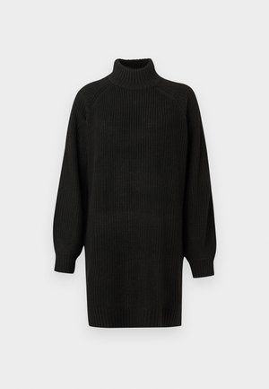 Pulover negru tricotat cu guler înalt, având mâneci raglan, cu un croi lejer și mansete și tiv ribjate. Prezintă o suprafață texturată cu un design simplu.