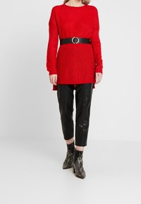 QS Striktrøje - red