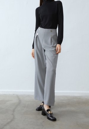 Anna Field Czółenka