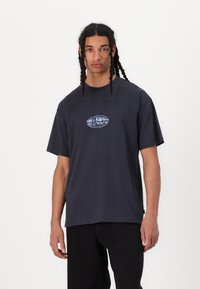Billabong - IDENTITY UNISEX - Print T-shirt - washed black Thumbnail Image 1