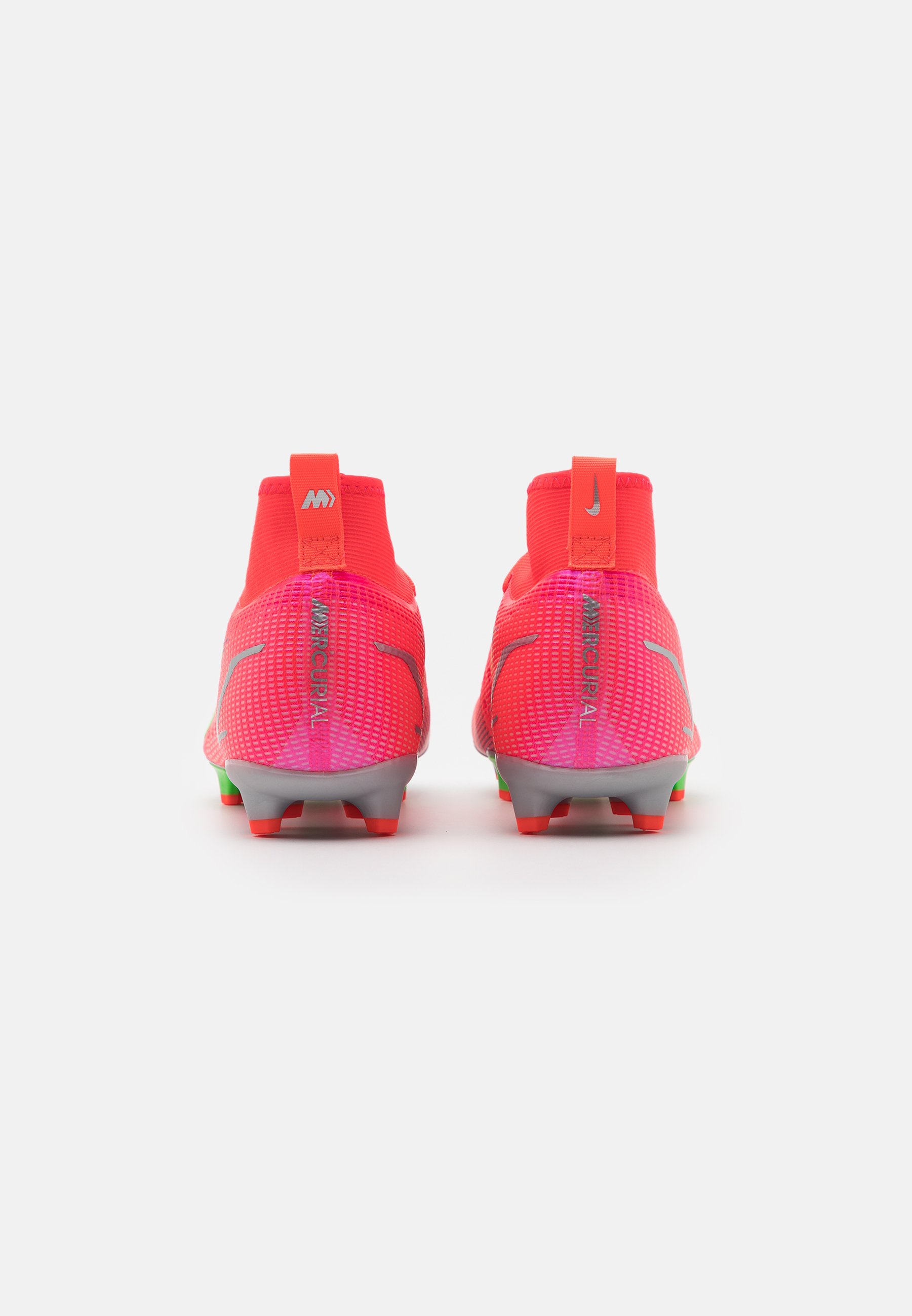 nike mercurial football boots studs