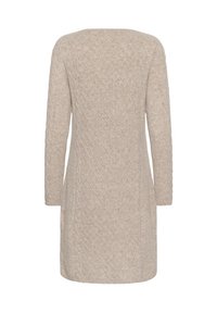 Beige lange mouwen gebreide cardigan met diamanten en kabelpatronen, gezien vanaf de achterkant.