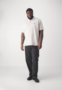 Lyle & Scott PLAIN - Poloshirts - light mist