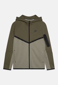 Δεν επιλέχθηκε, light army/medium olive/black