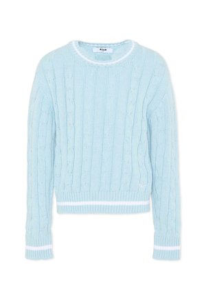 Jasnoniebieski sweter o splocie kablowym z długimi rękawami, białe paski na mankietach, dole i dekolcie oraz metka marki MSGM wewnątrz kołnierza.