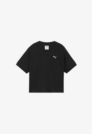 Čierne krátke tričko s výstrihom do V značky Puma s bielym logom Puma na ľavej strane hrudníka a viditeľnou značkou vo vnútri výstrihu.