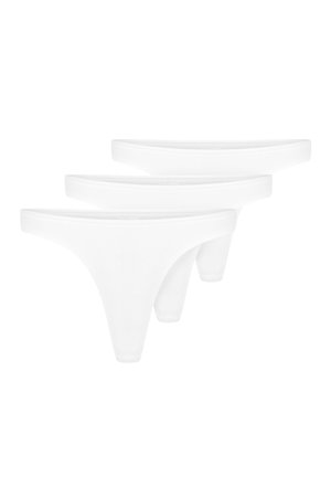 Drie paar witte katoenen stringonderbroeken met een eenvoudig, naadloos ontwerp en elastische tailleband. Zachte textuur en minimale branding.