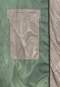 Sublevel Chaleco - beige